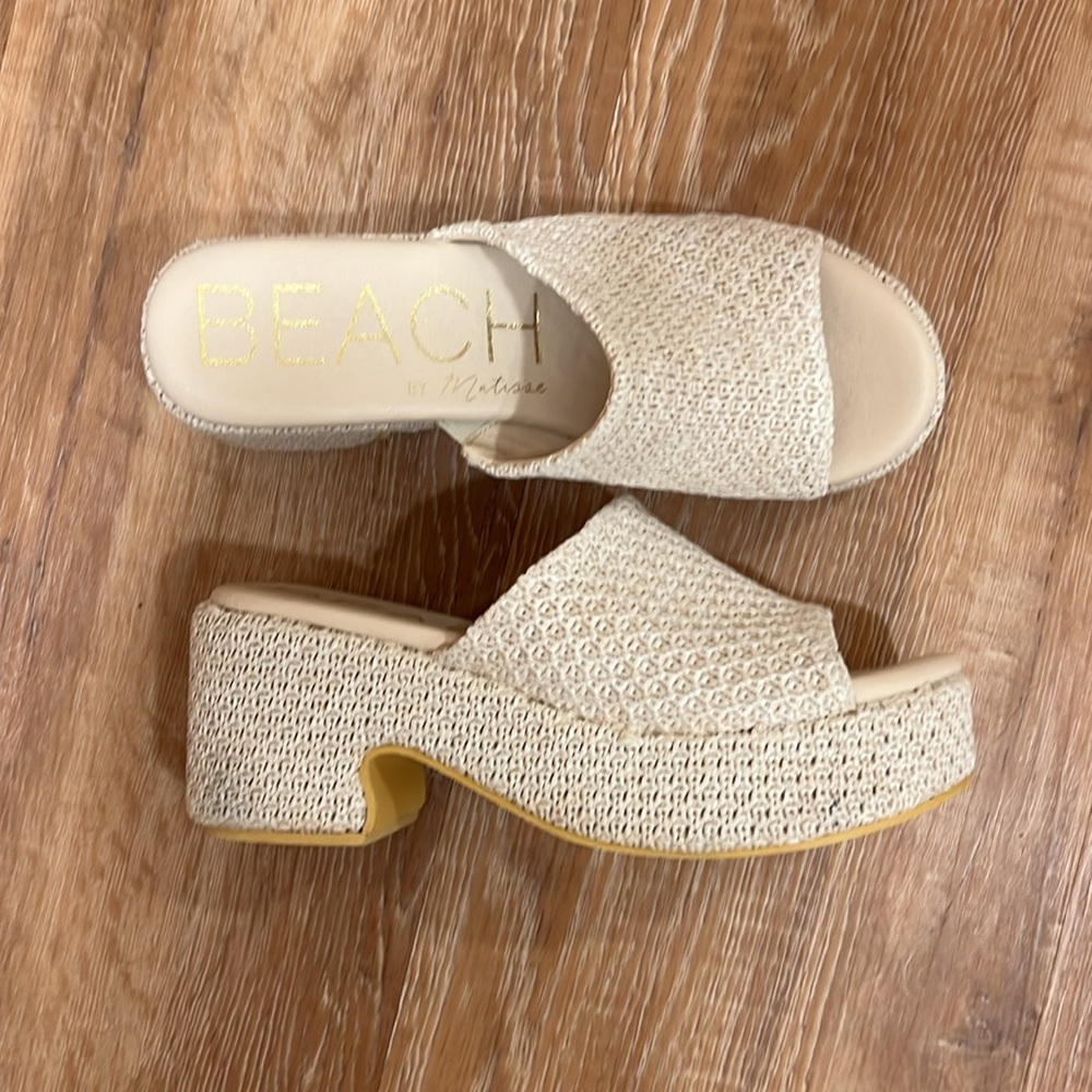 Beach by Matisse woven platform sandals